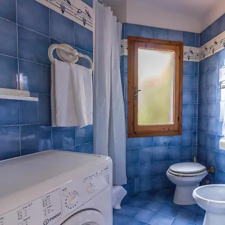 Appartement Comfy Apt W/ Terrace - 250 M Far From The Beach Olbia